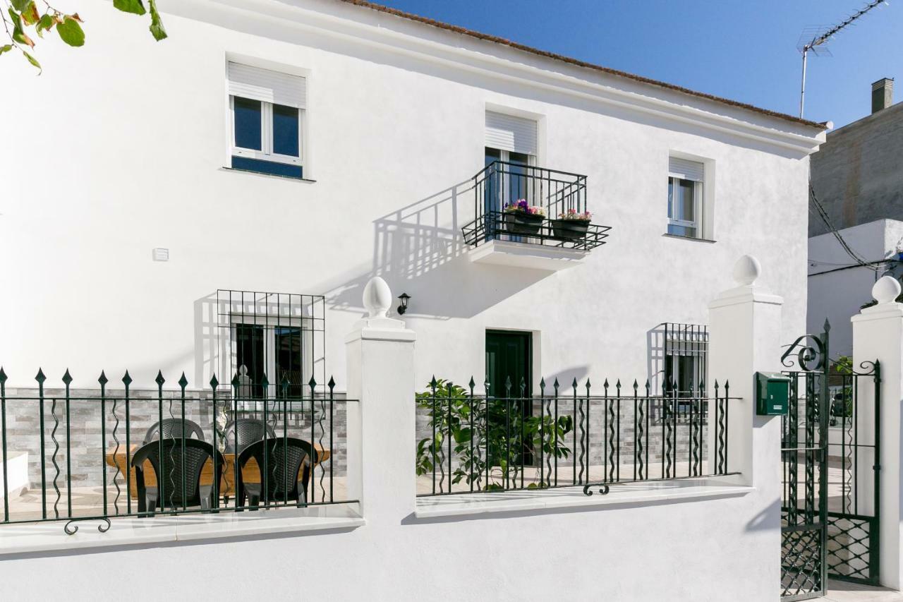 Casa Macetero En Rumah desa Granada